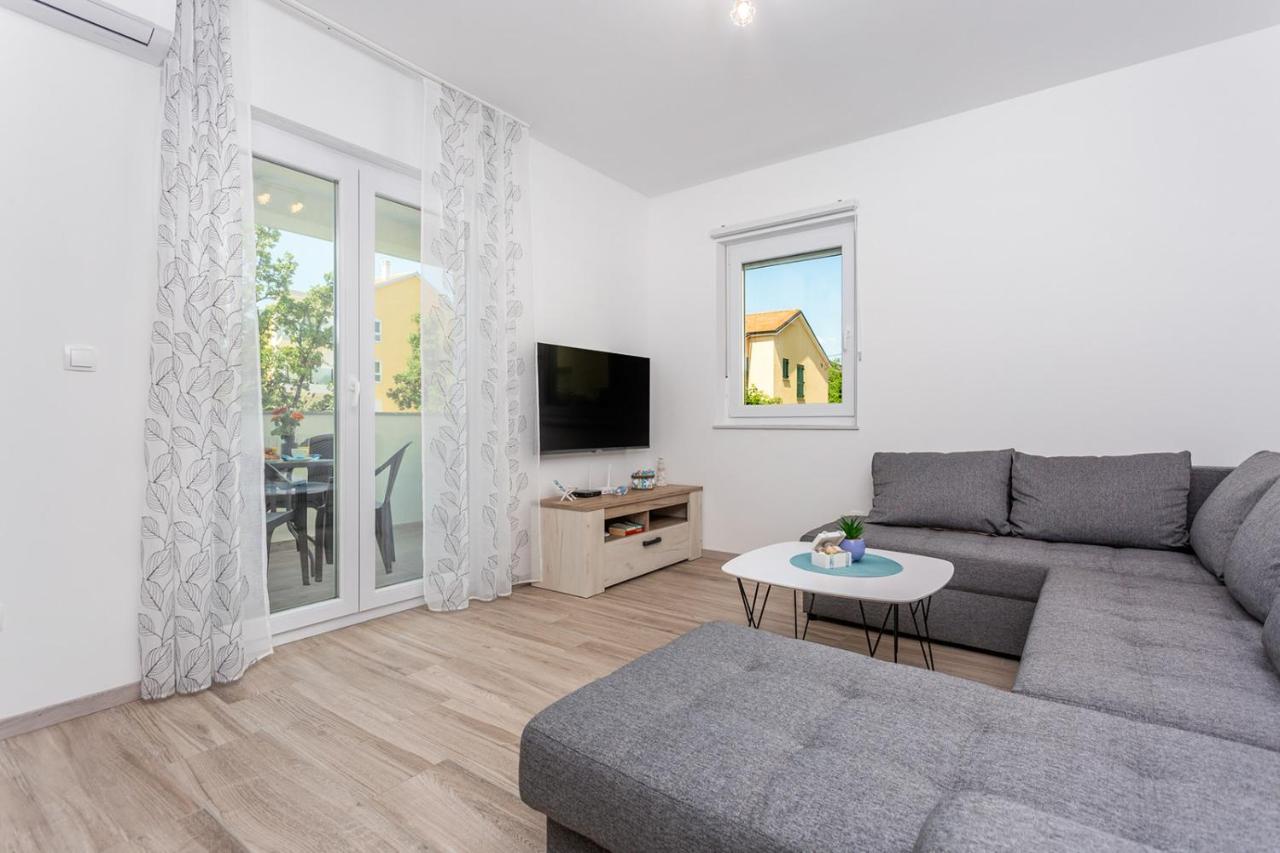 Kvarner Bay 4* - Apartments 1 & 3 Риека Экстерьер фото