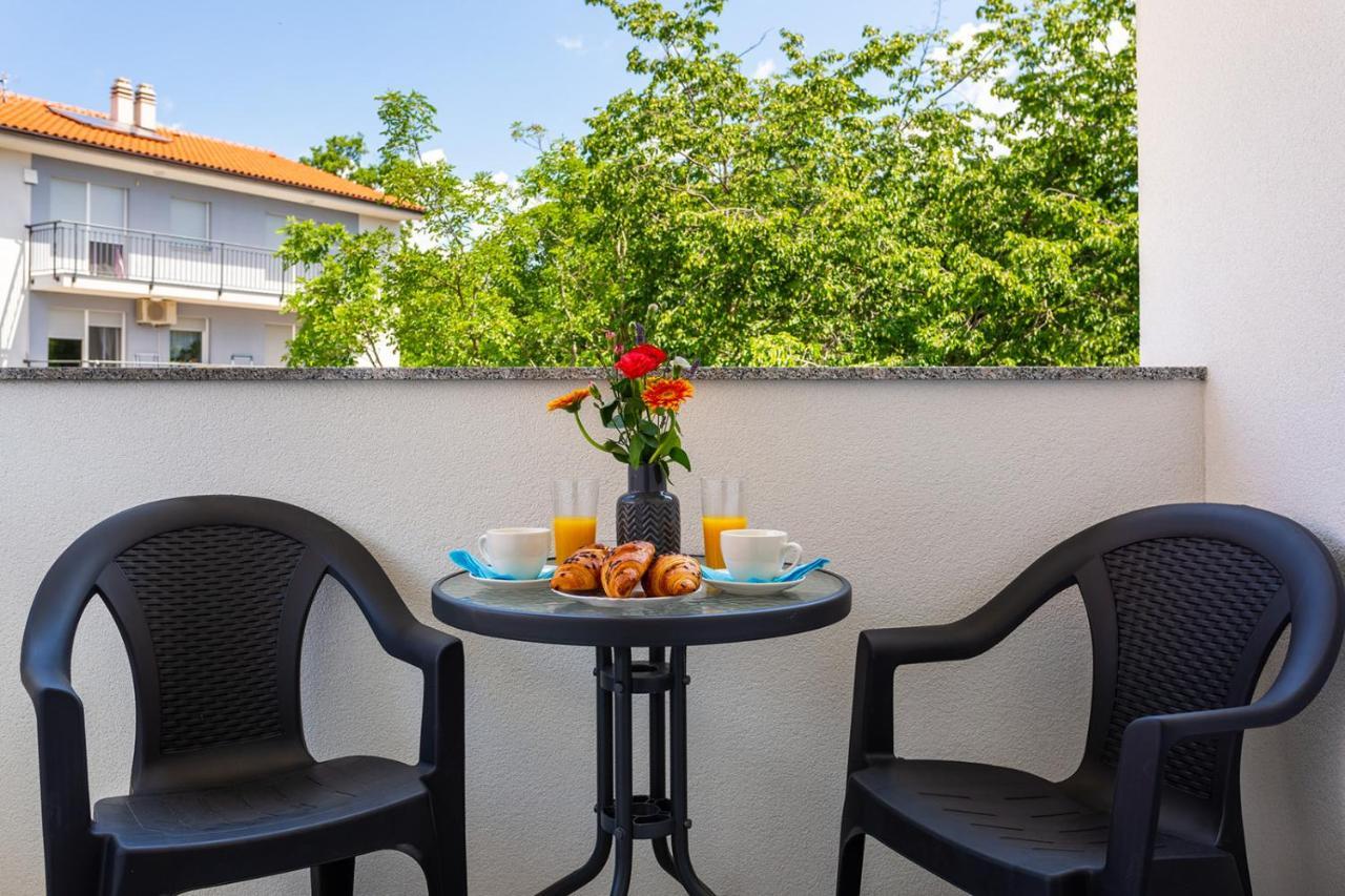 Kvarner Bay 4* - Apartments 1 & 3 Риека Экстерьер фото